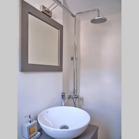 Retreat - The Happy Apartment Parikia (Paros)