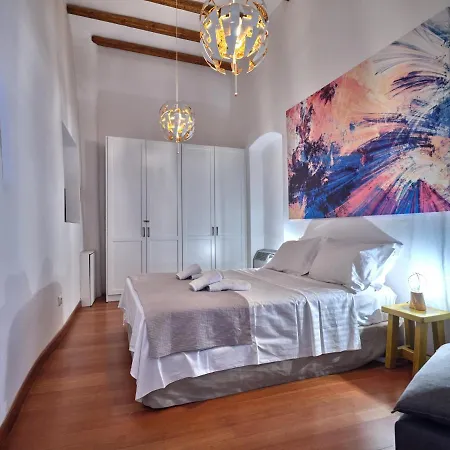 Apartment Retreat - The Happy Parikia (Paros)